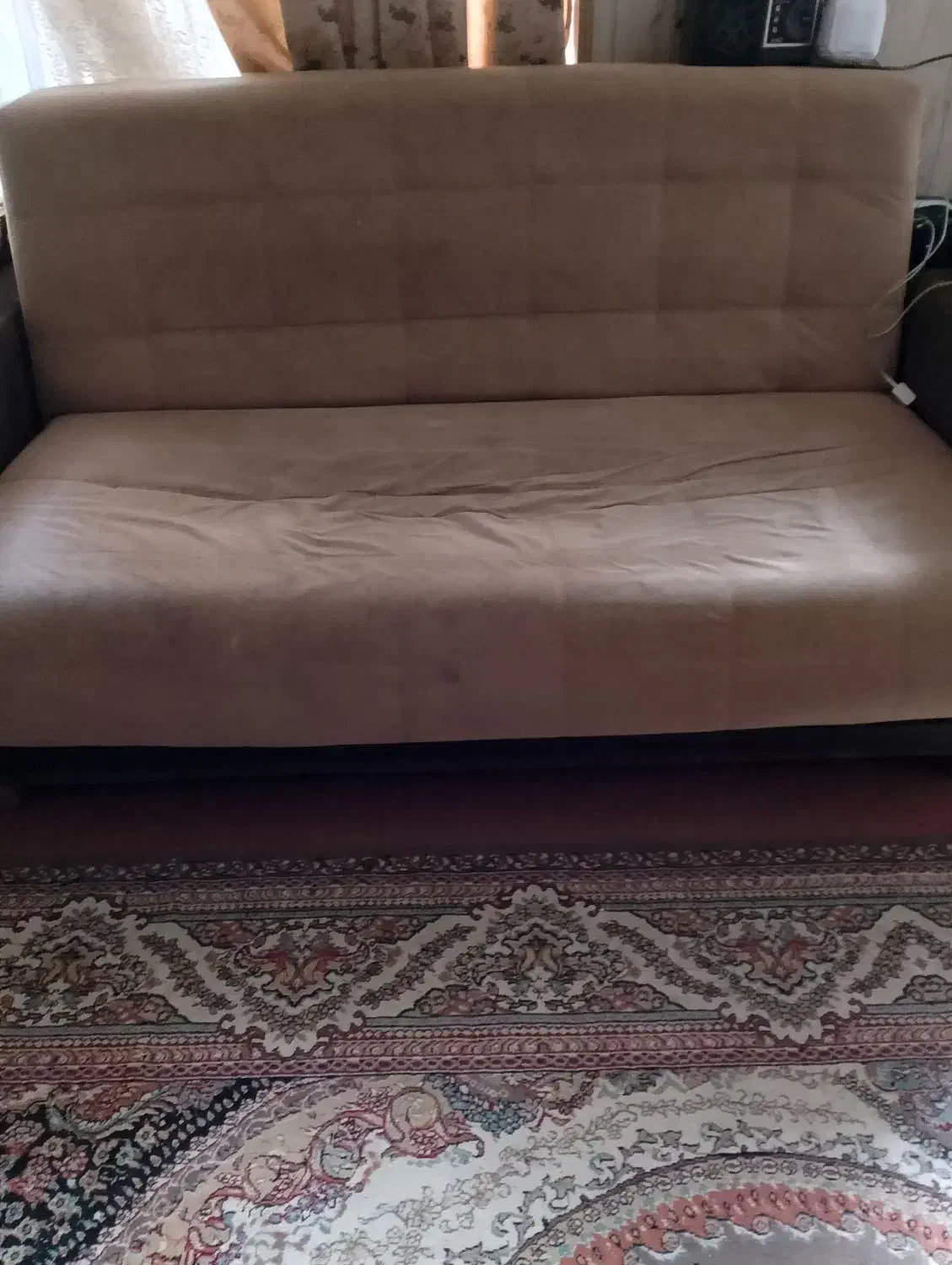 خوب|مبلمان خانگی و میز عسلی|شیراز, گل سرخ|دیوار