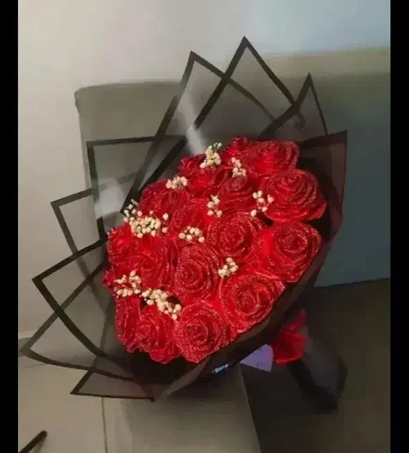 دسته گل های زیبا با تخفیف شگفت انگیز|گل مصنوعی|ارومیه, |دیوار