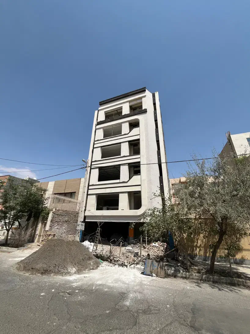 فروش پنت هاوس ۲۴۰ متری ۳ خوابه خیابان بزرگمهر|فروش آپارتمان|زاهدان, |دیوار