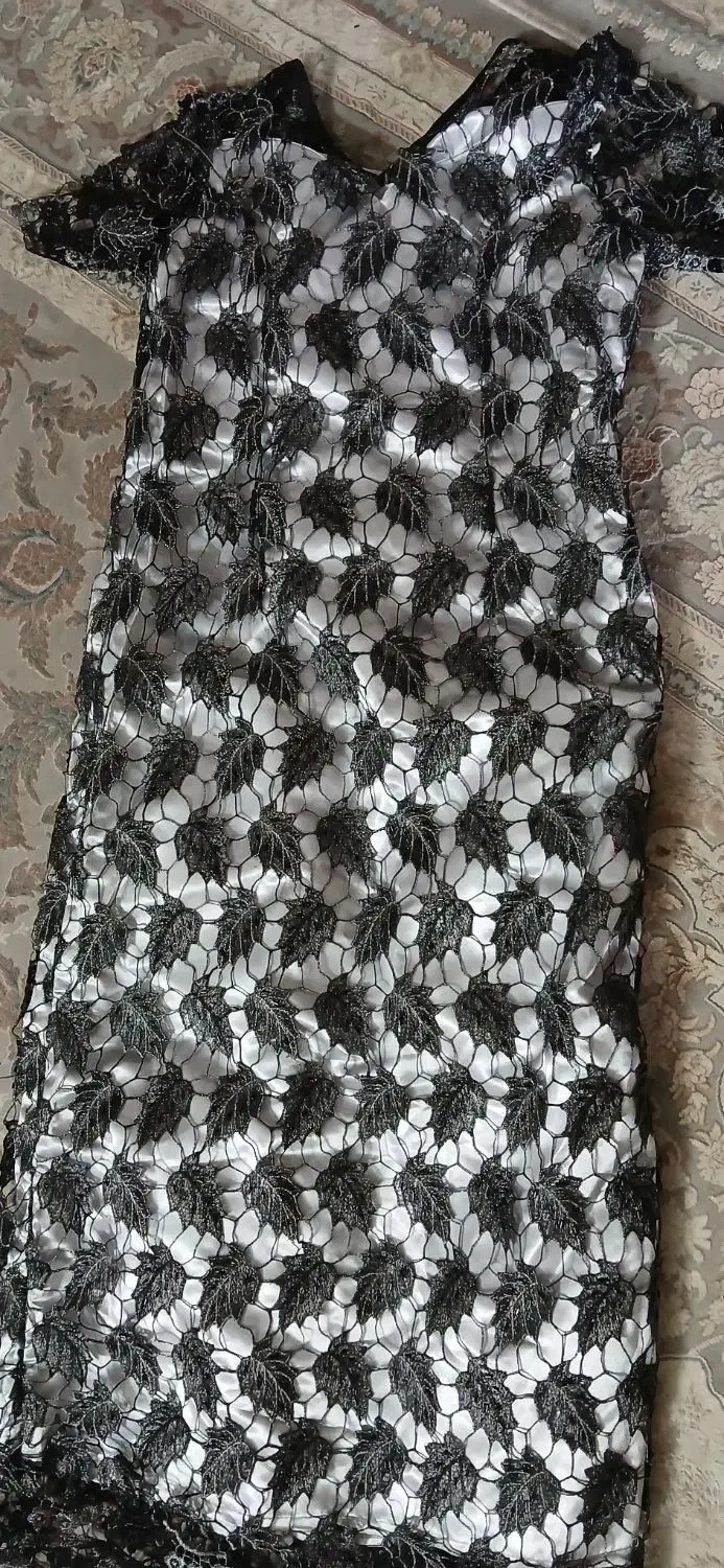 لباس مجلس دوخته شده پوشیده نشده.|لباس|تهران, مسعودیه|دیوار