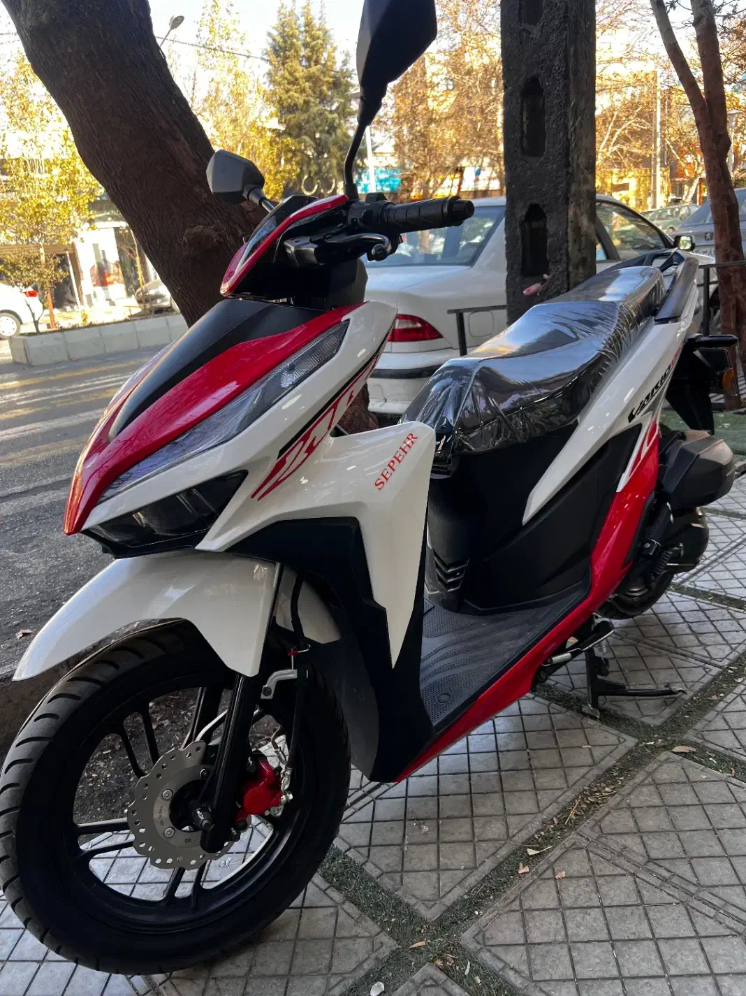 موتور کلیک واریو 150 اسپیشیال تک رنگ خاص. درحد صفر|موتورسیکلت|شاهرود, |دیوار