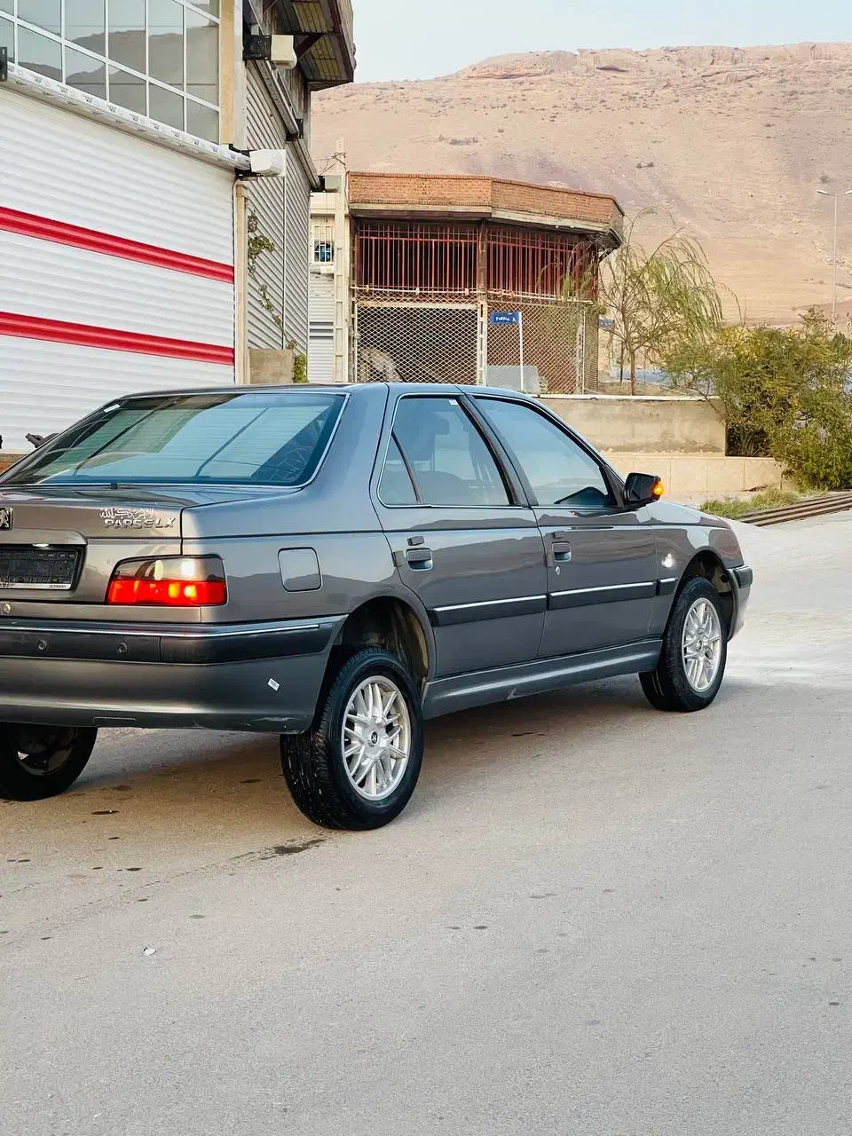 پژو پارس سال ۹۲ در حد ۱۴۰۴|خودرو سواری و وانت|مهاباد (آذربایجان غربی), |دیوار