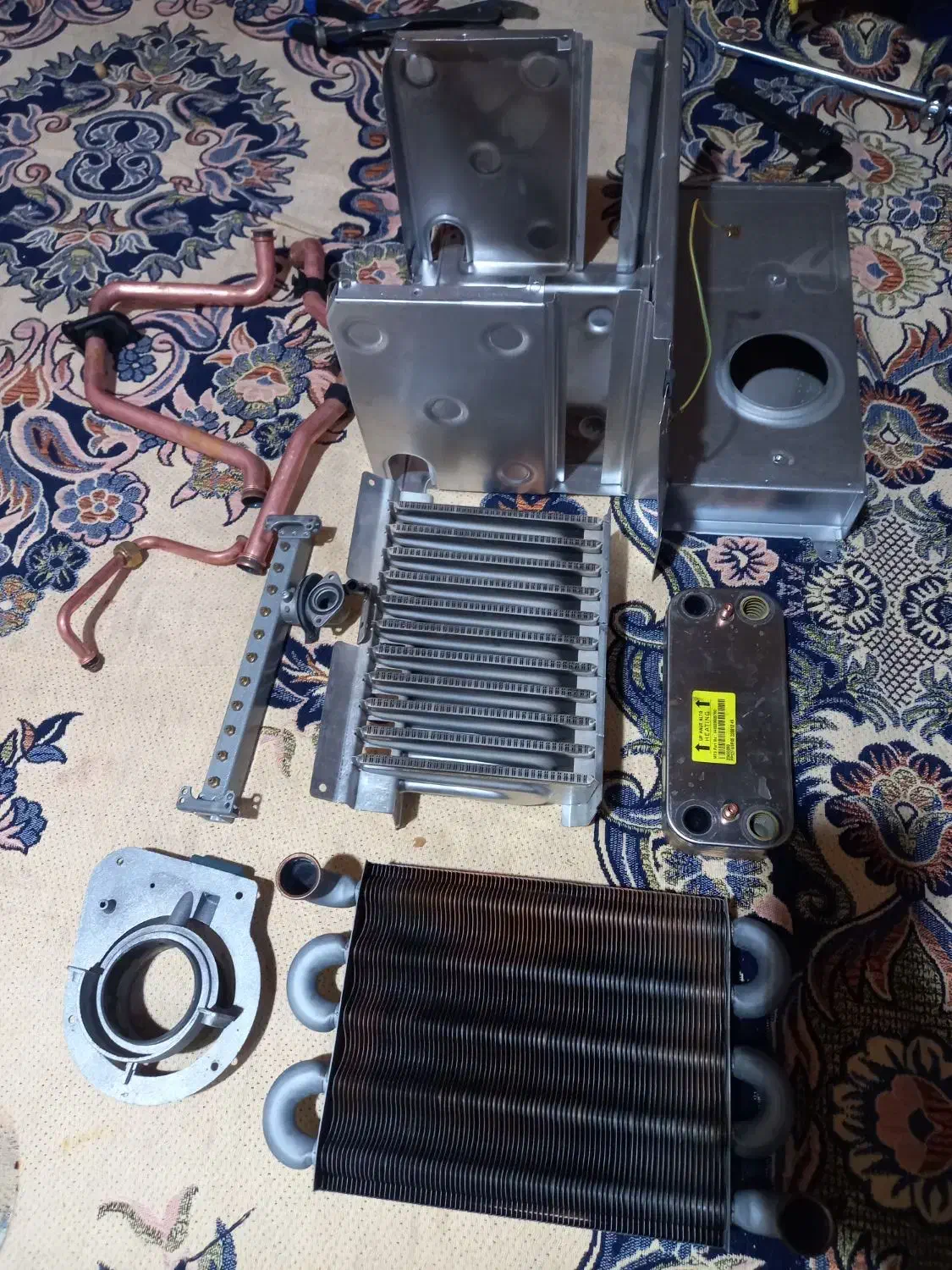 خدمات پکیج ایران سرویس|آبگرمکن، پکیج، شوفاژ|سیرجان, |دیوار