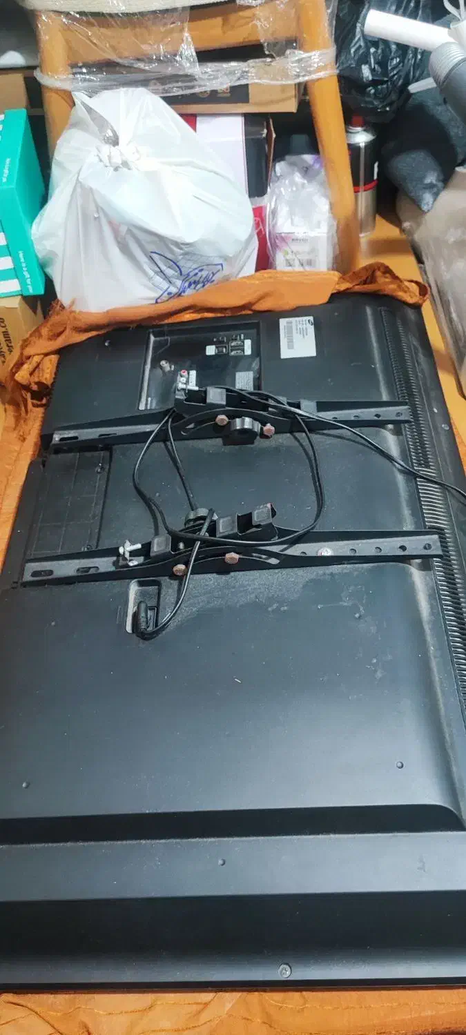 تلویزیون  40 اینچ led سامسونگ|تلویزیون و پروژکتور|رشت, کوی حسینی|دیوار