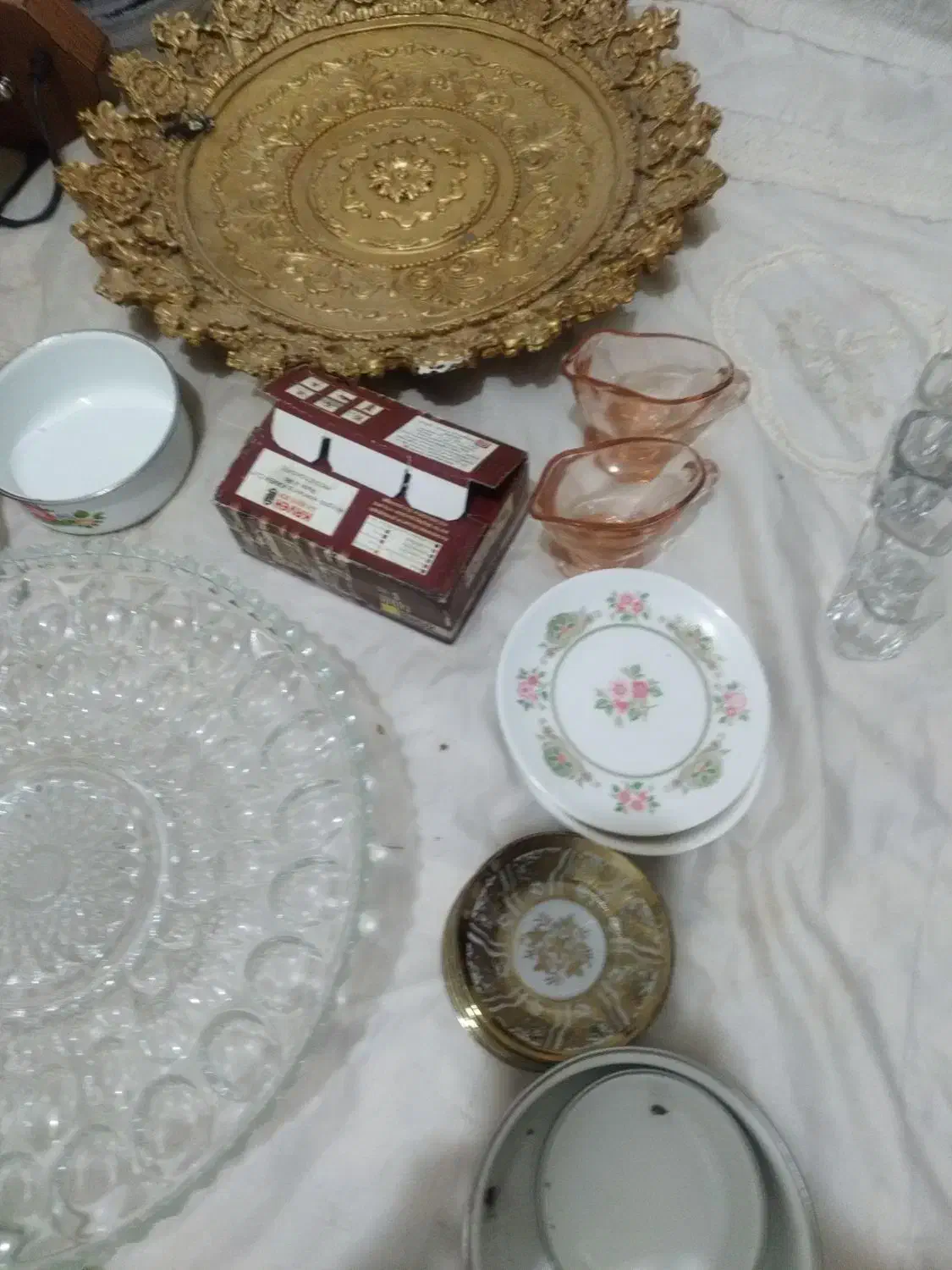 مقدار خودرو ریز وسایل آشپزخانه ظرف و ظروف|ظروف سرو و پذیرایی|شاهین‌شهر, شهرک گلدیس|دیوار