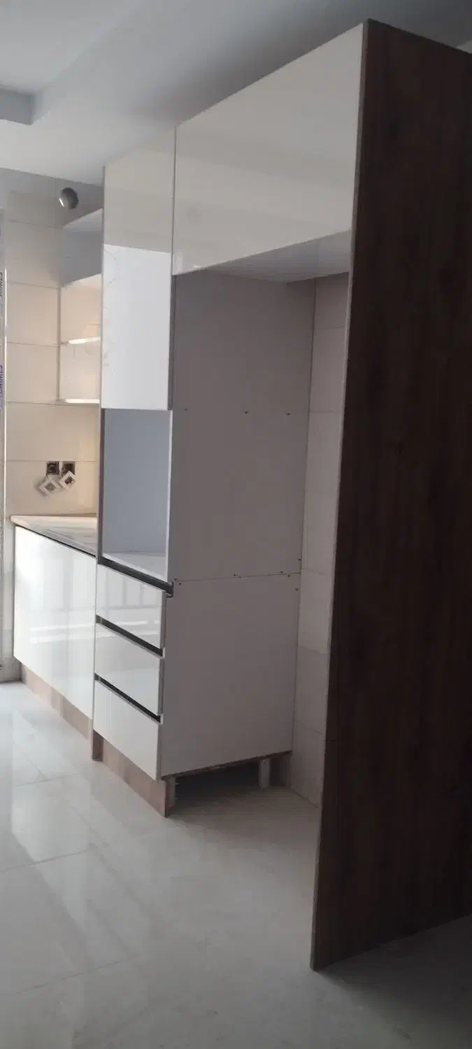 70 نوساز با پارکینگ اصلی تک واحدی قرارداد 15ماهه