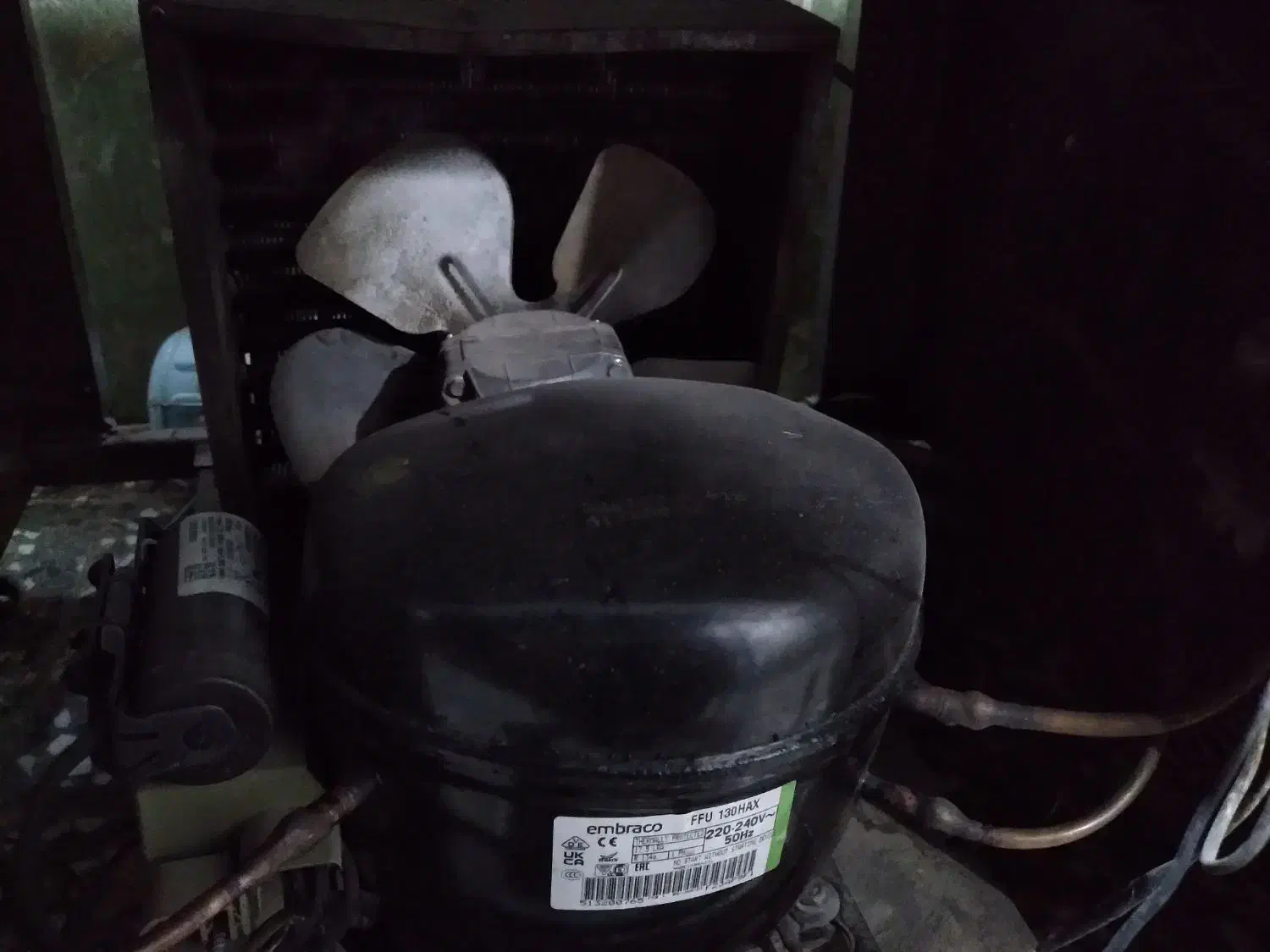 یخچال ویترینی|یخچال و فریزر|بروجن, |دیوار