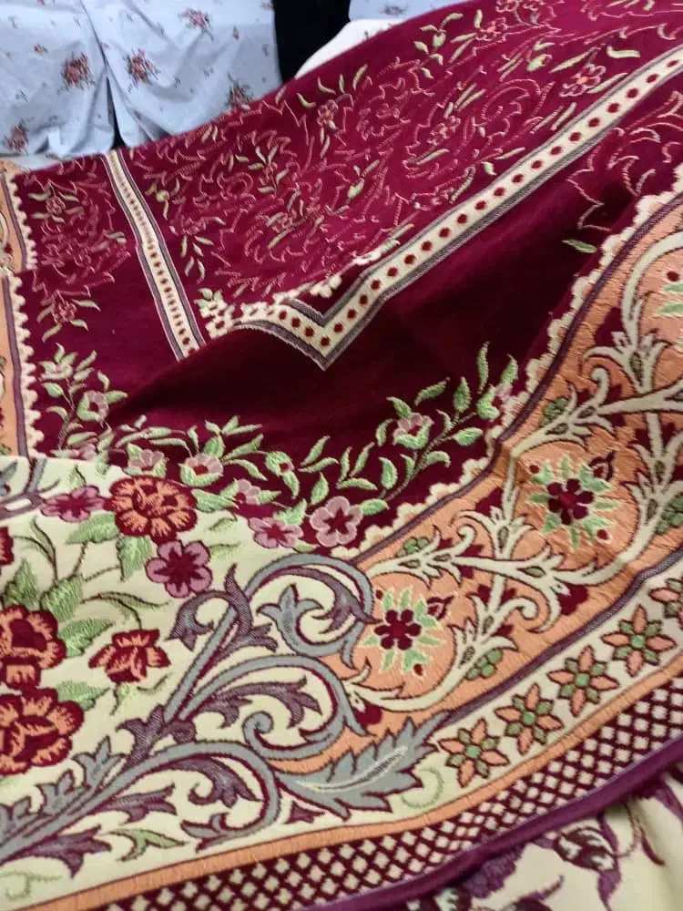 روفرشی ۱۲ متری  بافت یزد و یکعدد میز اتو|روفرشی|شیراز, فضل‌آباد|دیوار