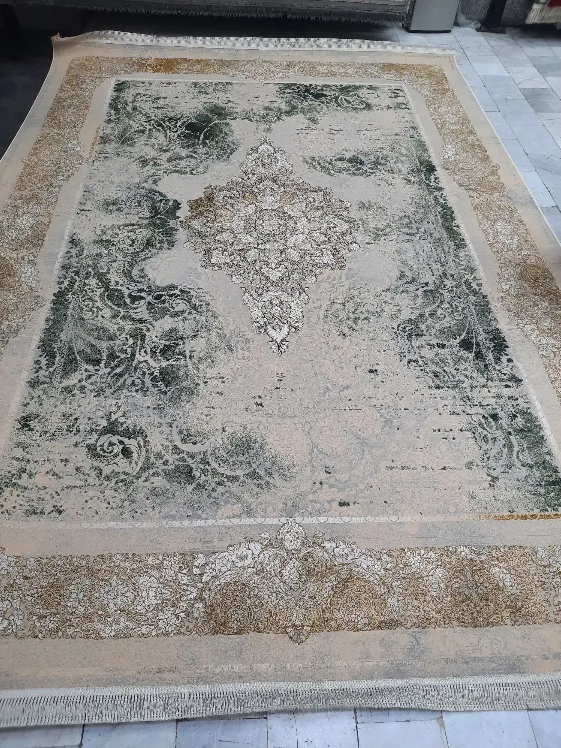 5تخته۹متری1200شانه پتینه گرم سبز گل برجسته|فرش|مشکیندشت, |دیوار