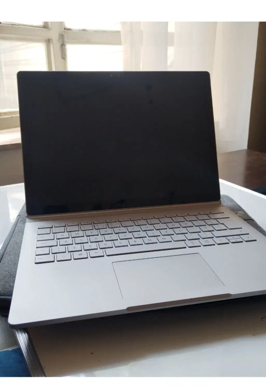 لپتاپ ماکروسافت 1 صفحه لمسی|رایانه همراه|شیراز, سینما سعدی|دیوار