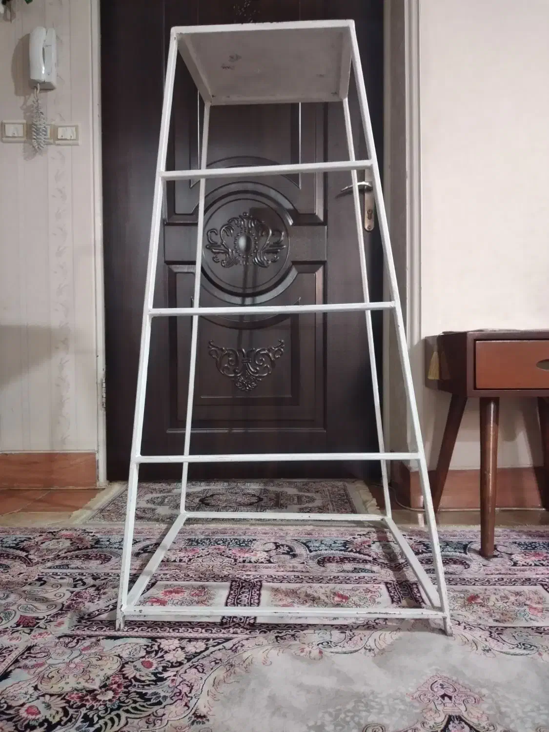 چهارپایه|صندلی و نیمکت|صباشهر, |دیوار