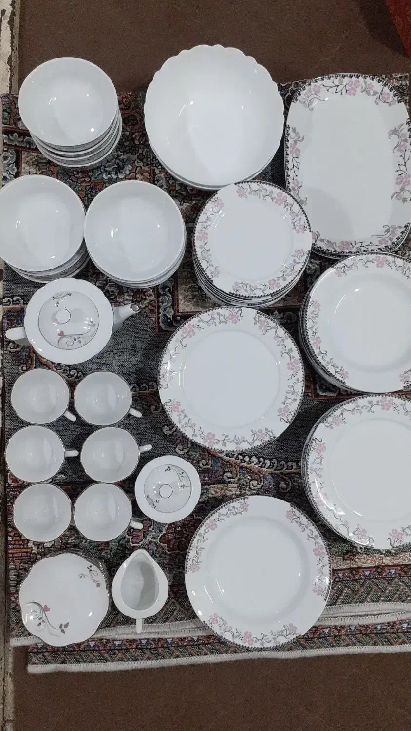 تعدادی لوازم اشپزخانه مناسب کادویی|ظروف سرو و پذیرایی|مشهد, رده|دیوار