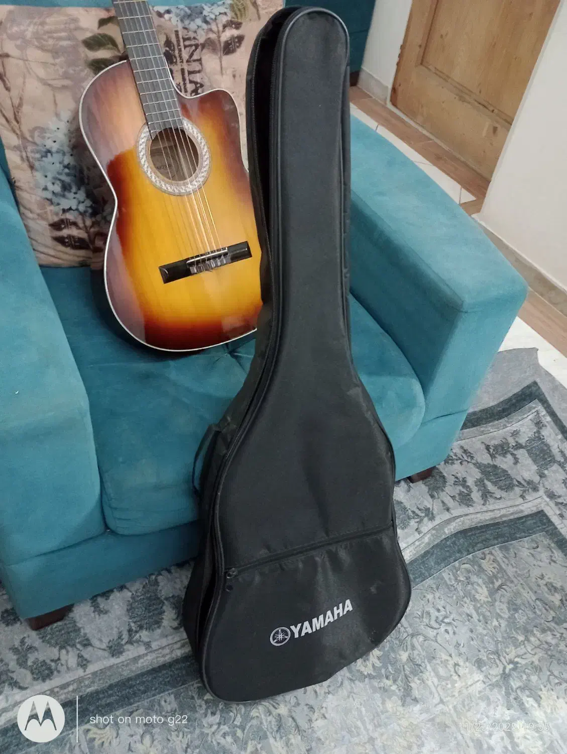 گیتار کره ای کرافتر بهمراه کیف|گیتار، بیس، امپلیفایر|اسلام‌شهر, مطهری|دیوار