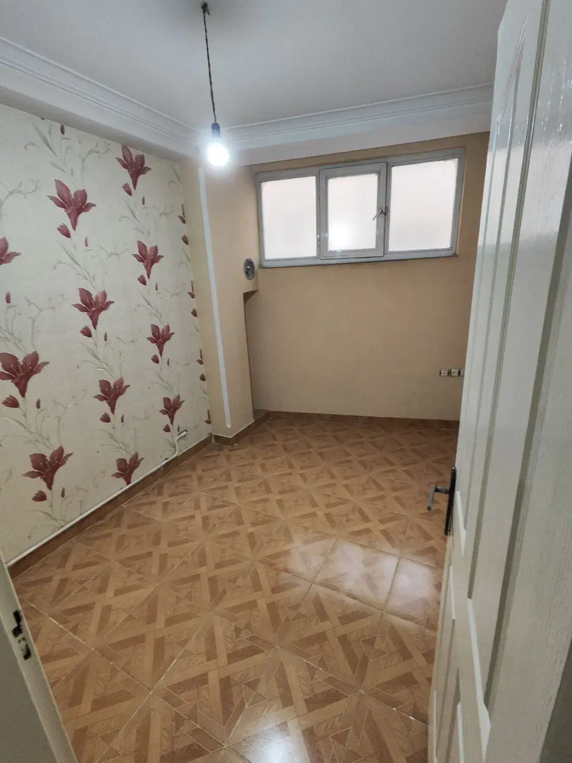 رهن اجاره/80متری /واقع در لاله زار ملا علی اکبر|اجارهٔ آپارتمان|تبریز, |دیوار