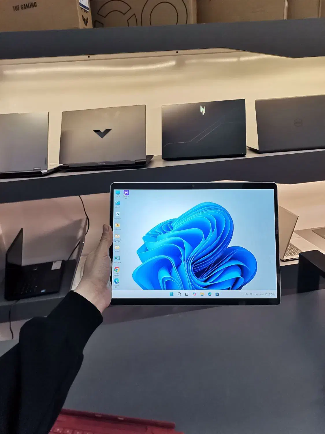 سرفیس پرو8 نسل 11 با 16گیگ رم صفحه نمایش 2K|رایانه همراه|یزد, |دیوار