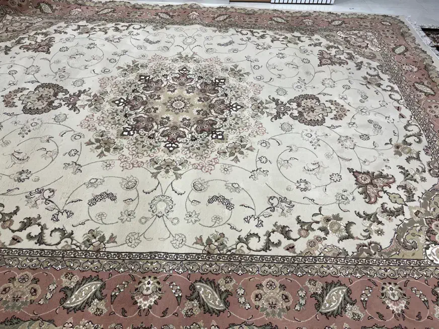 فرش ۱۲ متری کرم|فرش|قزوین, |دیوار