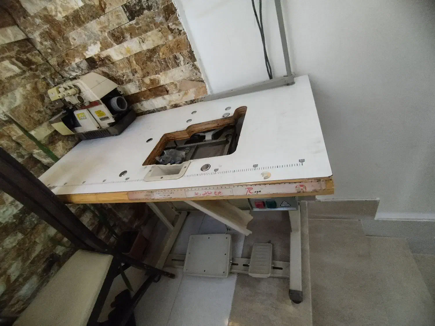 چرخ خیاطی سردوز|چرخ خیاطی و ریسندگی|مشهد, شهرک مهر آباد|دیوار