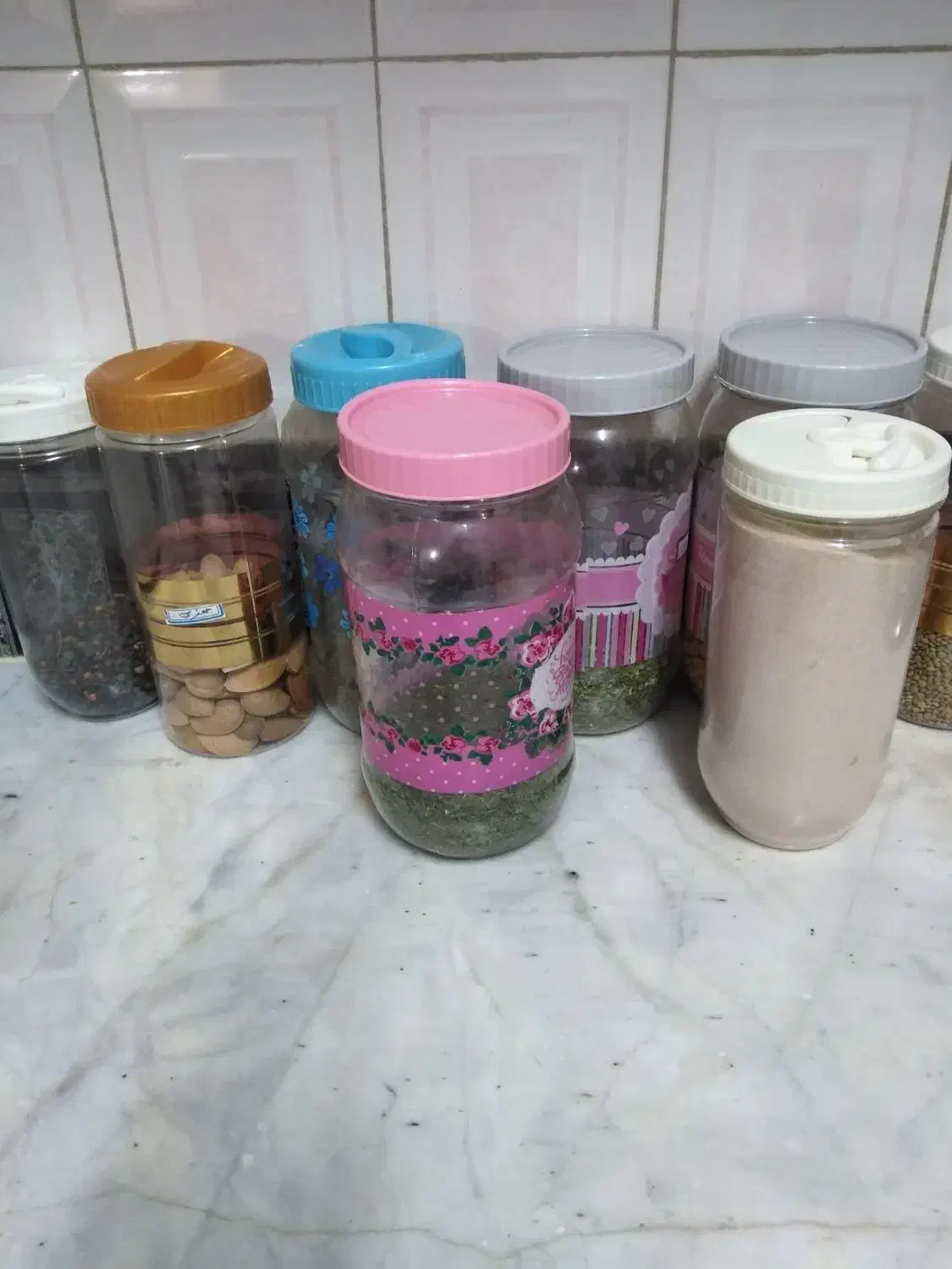 بانکه ها تمیز برای جبوبات|ظروف نگهدارنده، پلاستیکی، یک‌بارمصرف|ایذه, |دیوار