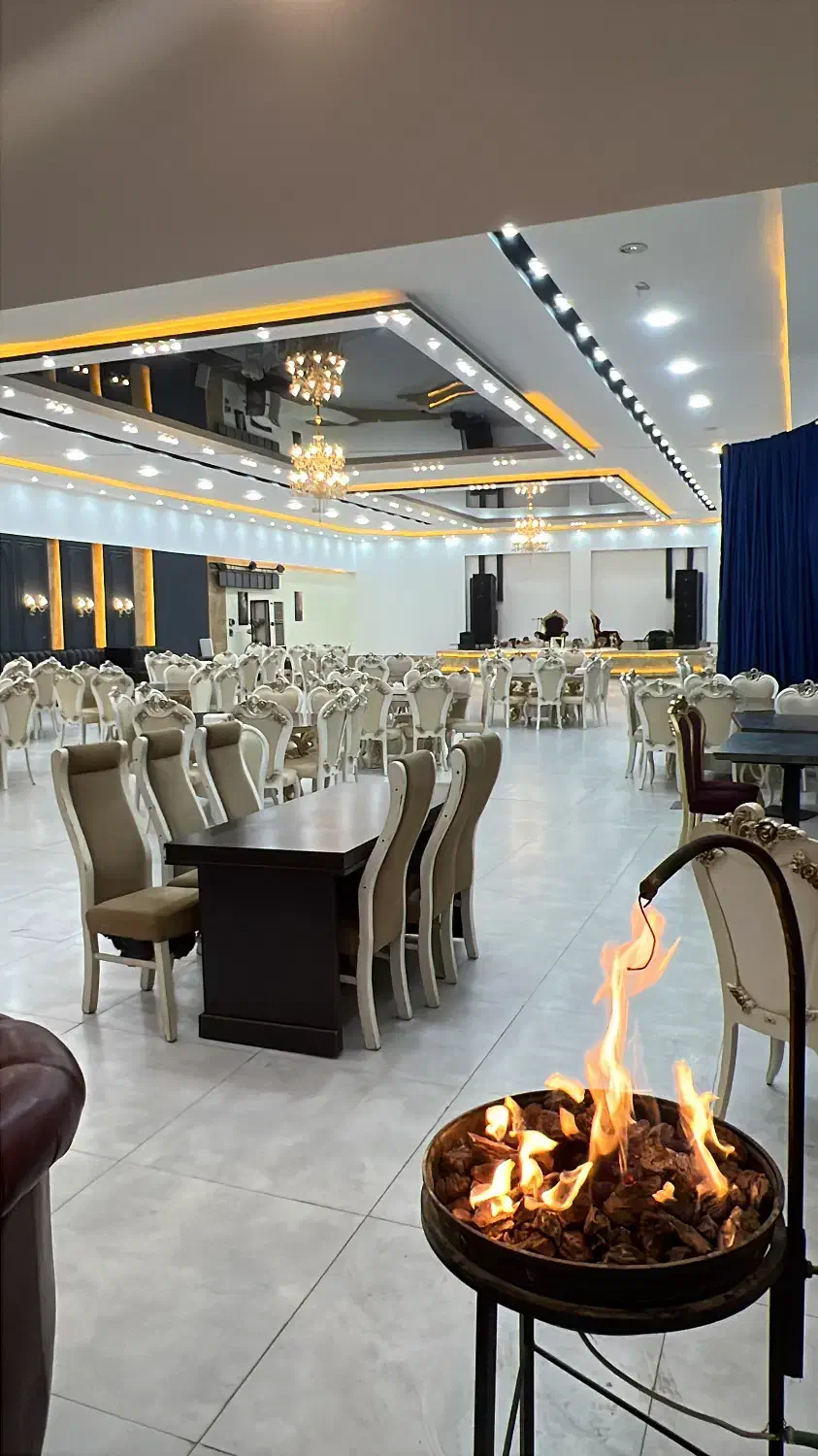 رستوران|استخدام خدمات فروشگاه و رستوران|دورود, |دیوار