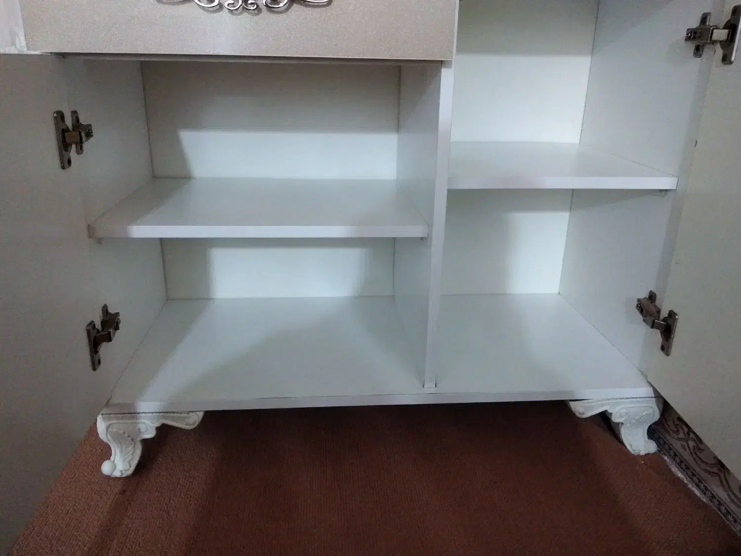 جاکفشی|جاکفشی، کمد، دراور|زابل, |دیوار