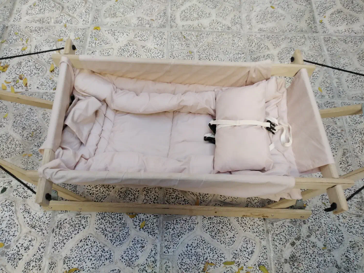 ننو نوزاد|تخت و سرویس خواب|گرگان, |دیوار