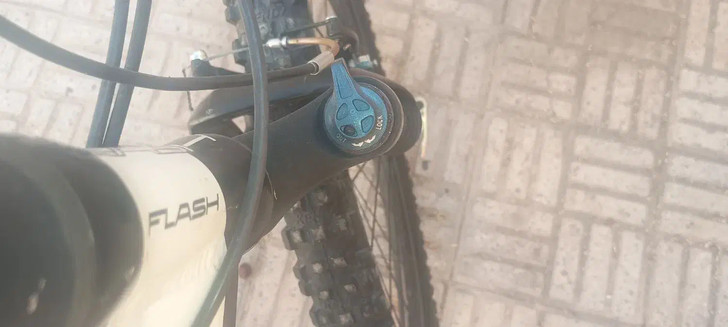 دوچرخه فلش flash|دوچرخه، اسکیت، اسکوتر|شاهینشهر, عطار|دیوار