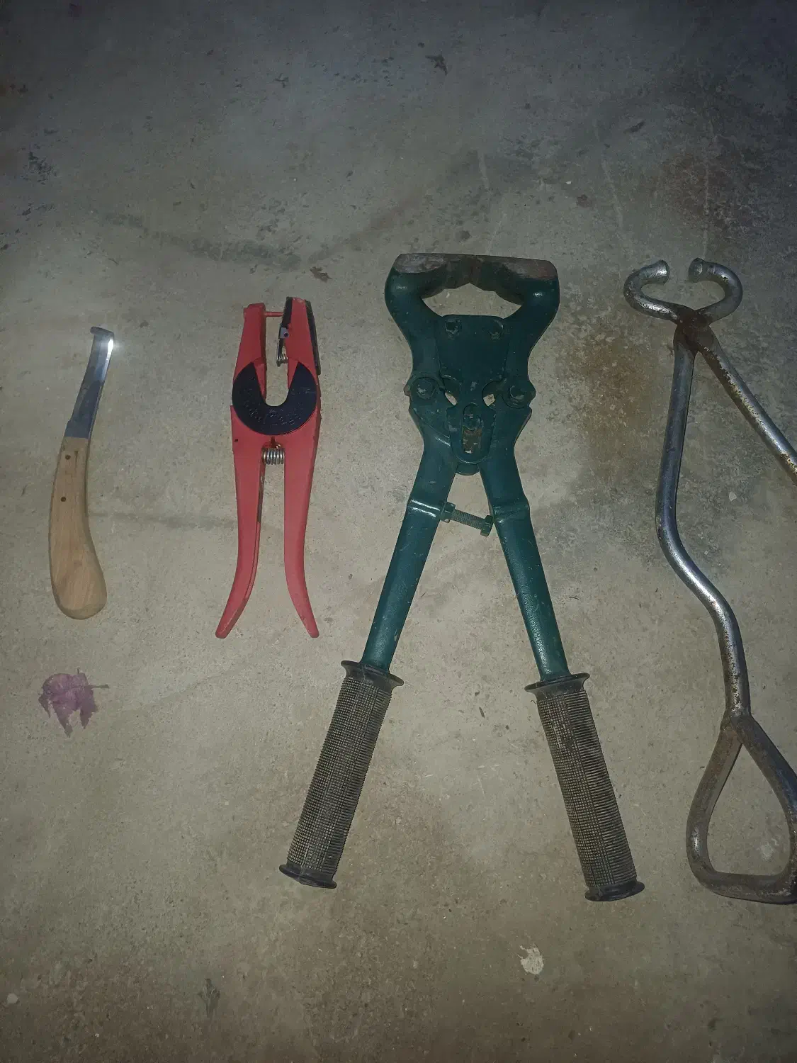 وسایل سم چینی|ابزارآلات|گنبد کاووس, |دیوار