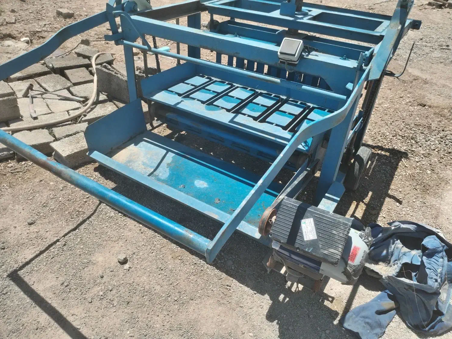 دستگاه بلوک زنی 15* 35|ماشینآلات صنعتی|طبس, |دیوار