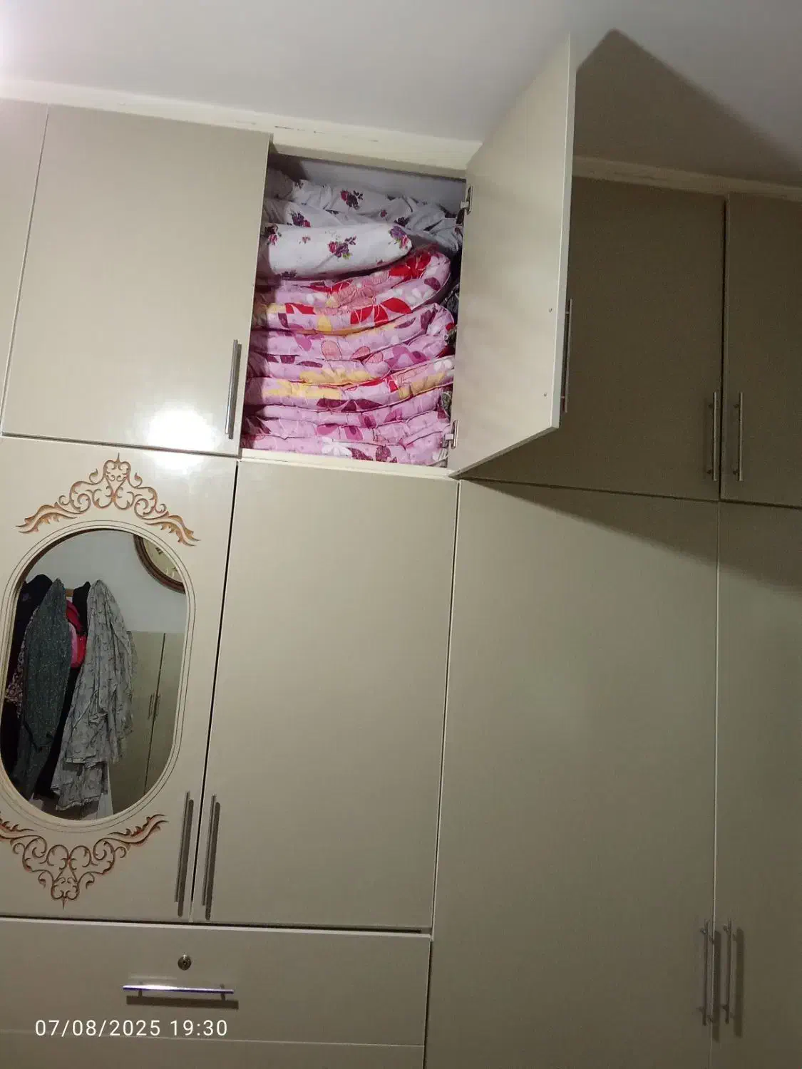 سه عدد نالی مناسب جهیزیه|رختخواب، بالش، پتو|کوهدشت, |دیوار