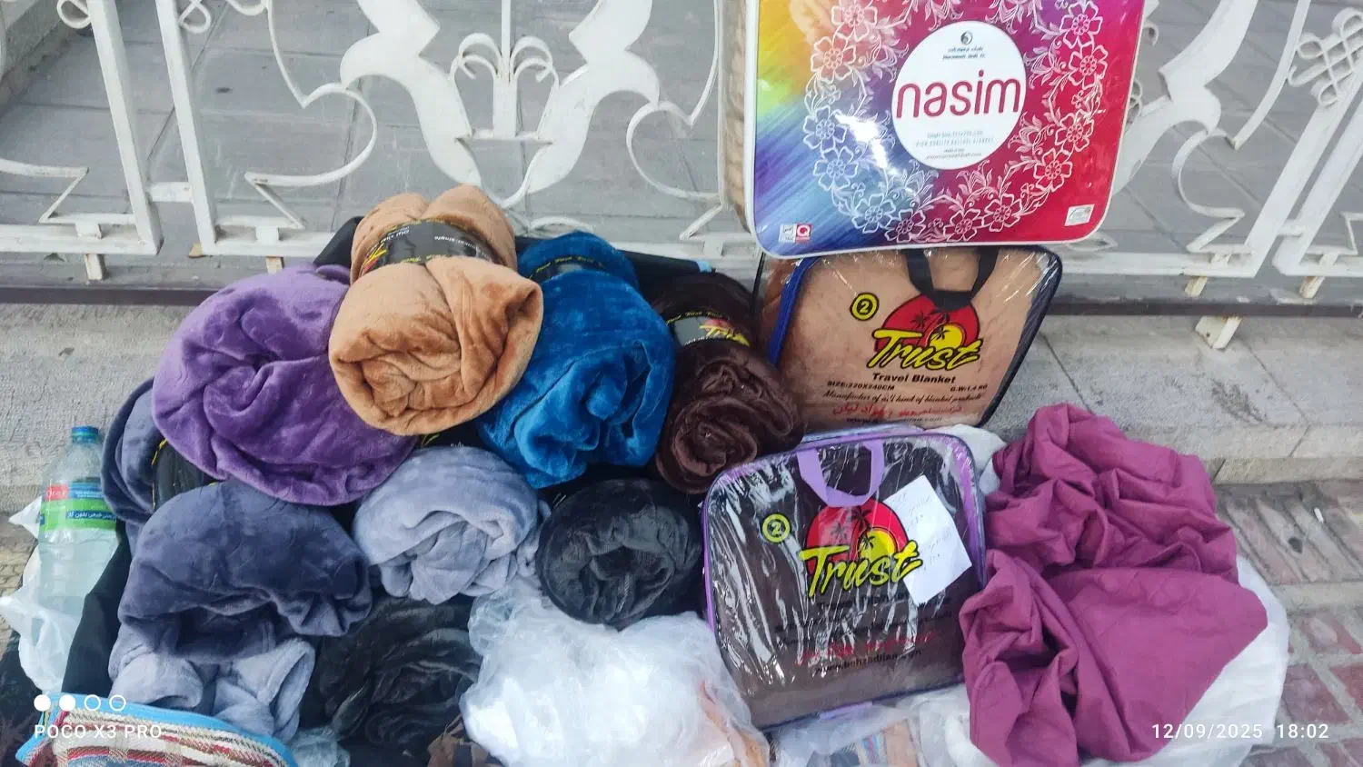 پتوی  مسافرتی یک نفره و دو نفره|رختخواب، بالش، پتو|شیراز, کوی وحدت|دیوار