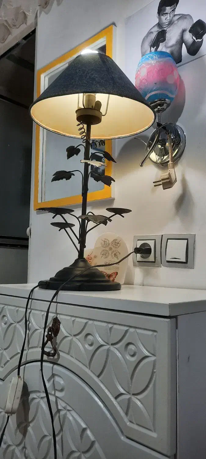 چراغ مطالعه و سپر|لامپ و چراغ|محمدشهر, محمدشهر|دیوار