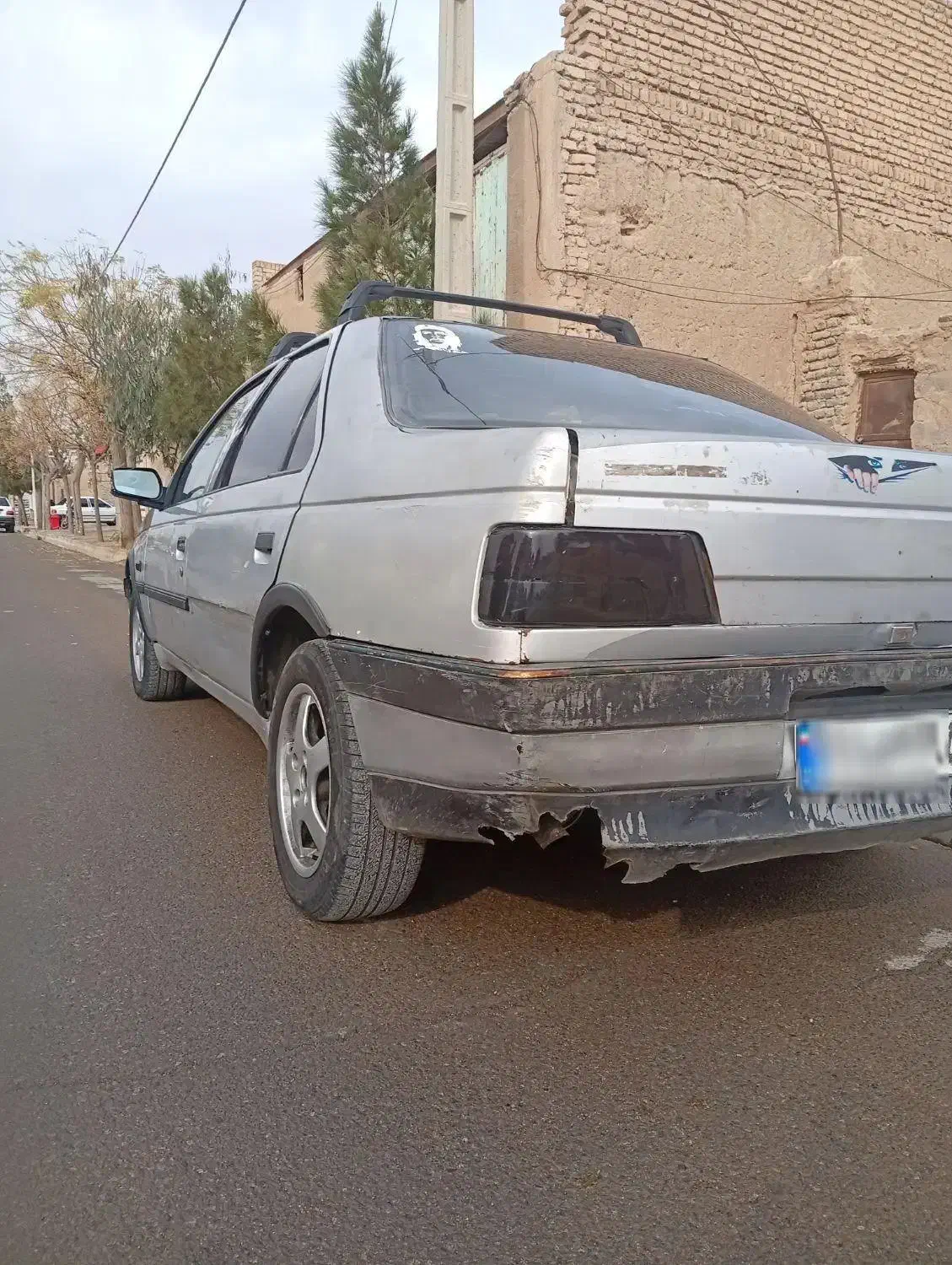 ماشین پژو ۴۰۵ نقره ای|خودرو سواری و وانت|خواف, |دیوار