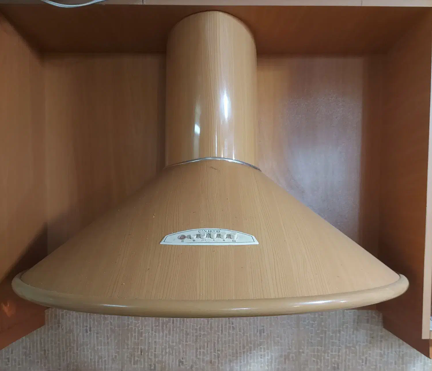 هود|هود|لنگرود, |دیوار