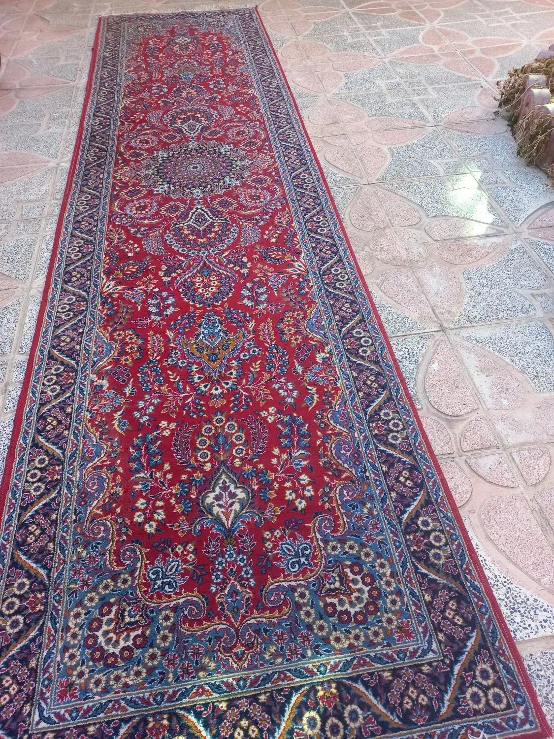 فرش راهرویی|فرش|شاهین‌شهر, حافظ جنوبی|دیوار