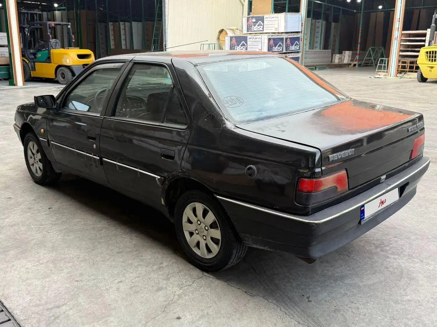 پژو ۴۰۵ مشکی مدل ۸۳|خودرو سواری و وانت|فریدون‌کنار, |دیوار