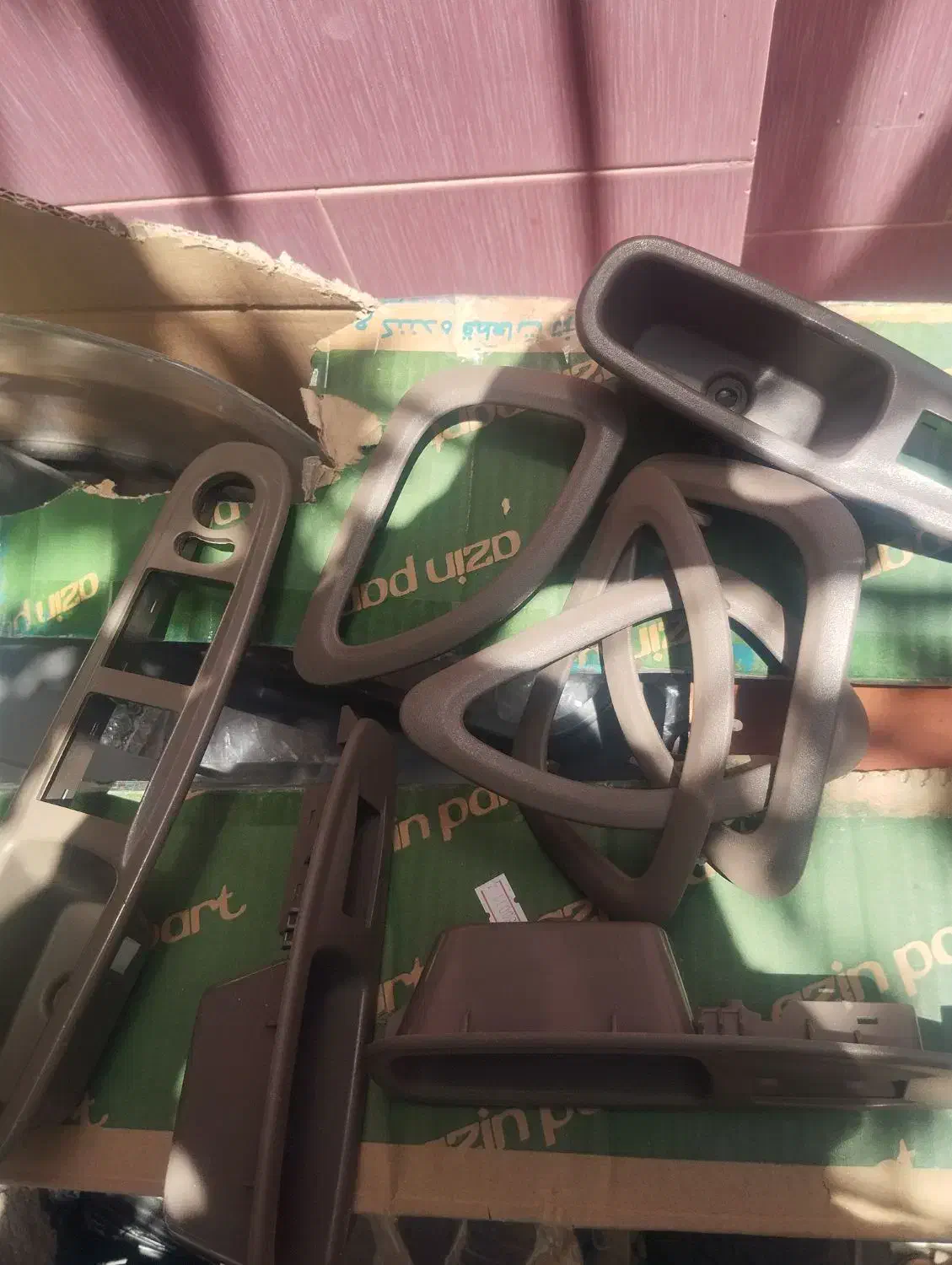 سینی سر عقب رنگ فابریک ۴۰۵ وپارس لوازم گاز سوز|قطعات یدکی و لوازم جانبی|استهبان, |دیوار