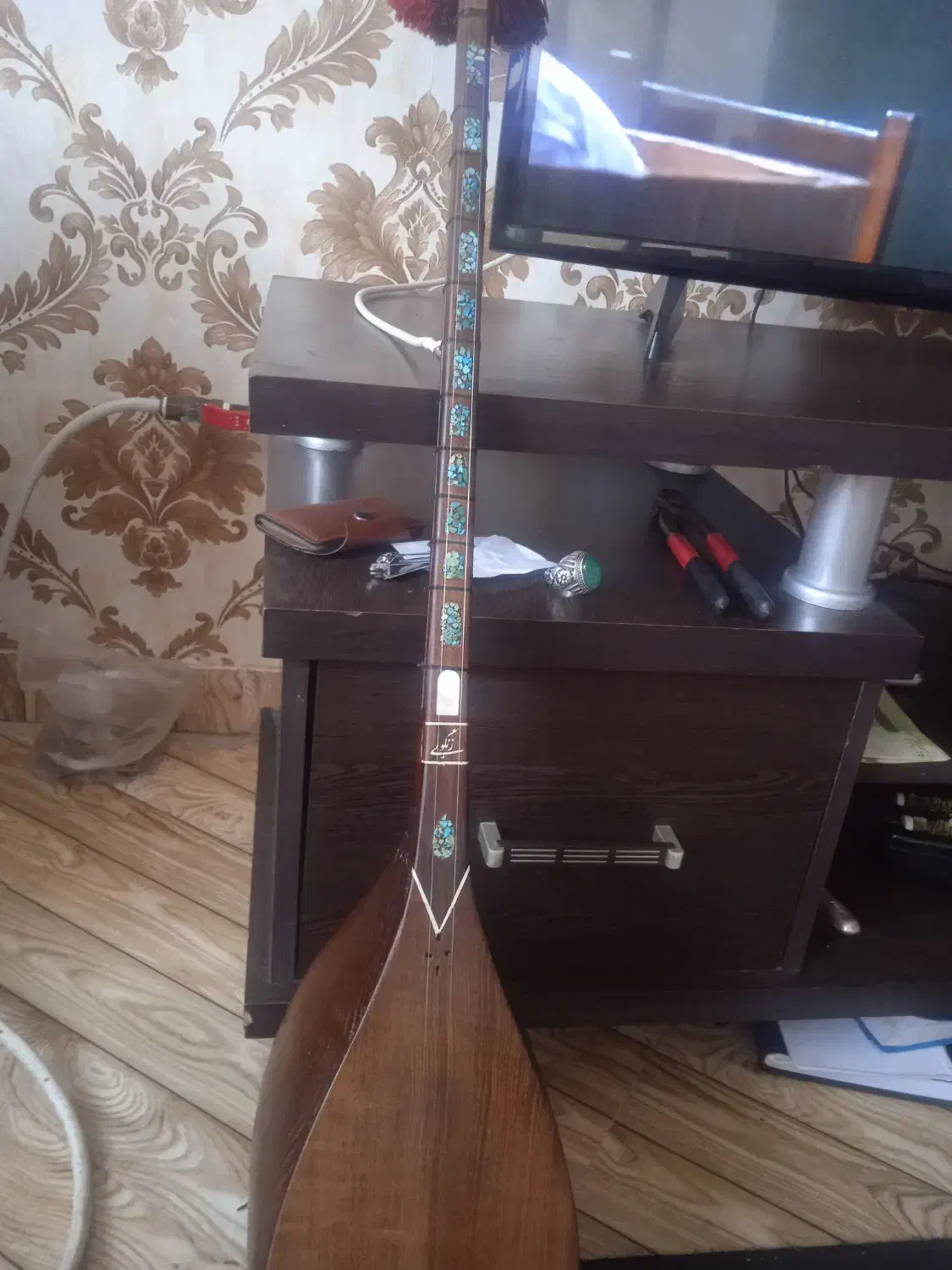 دوتارقدیمی|سازهای سنتی|بجنورد, |دیوار