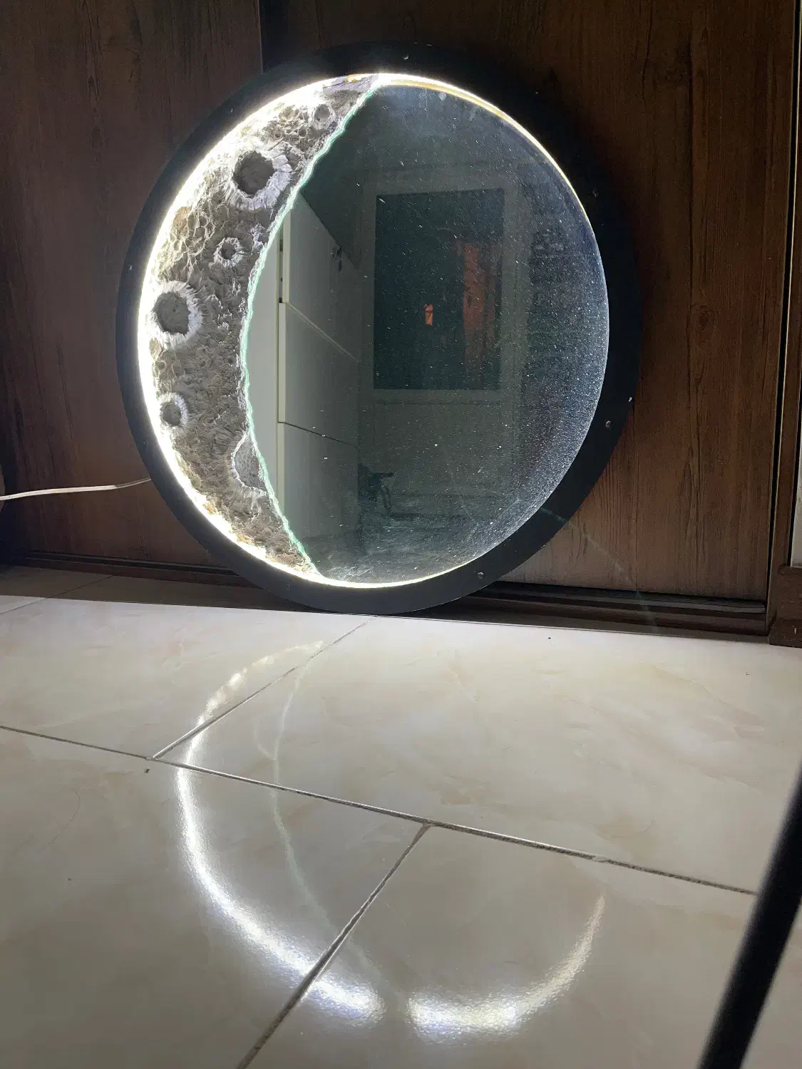 آینه پتیه ماه|آینه|قم, پردیسان|دیوار