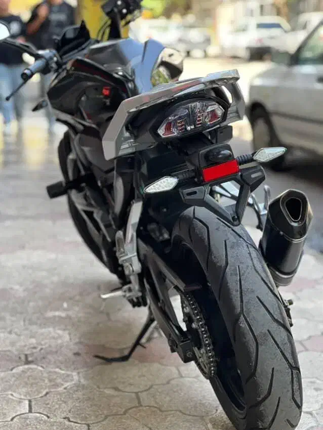 بلنت300جفت|موتورسیکلت|تالش, هشتپر|دیوار