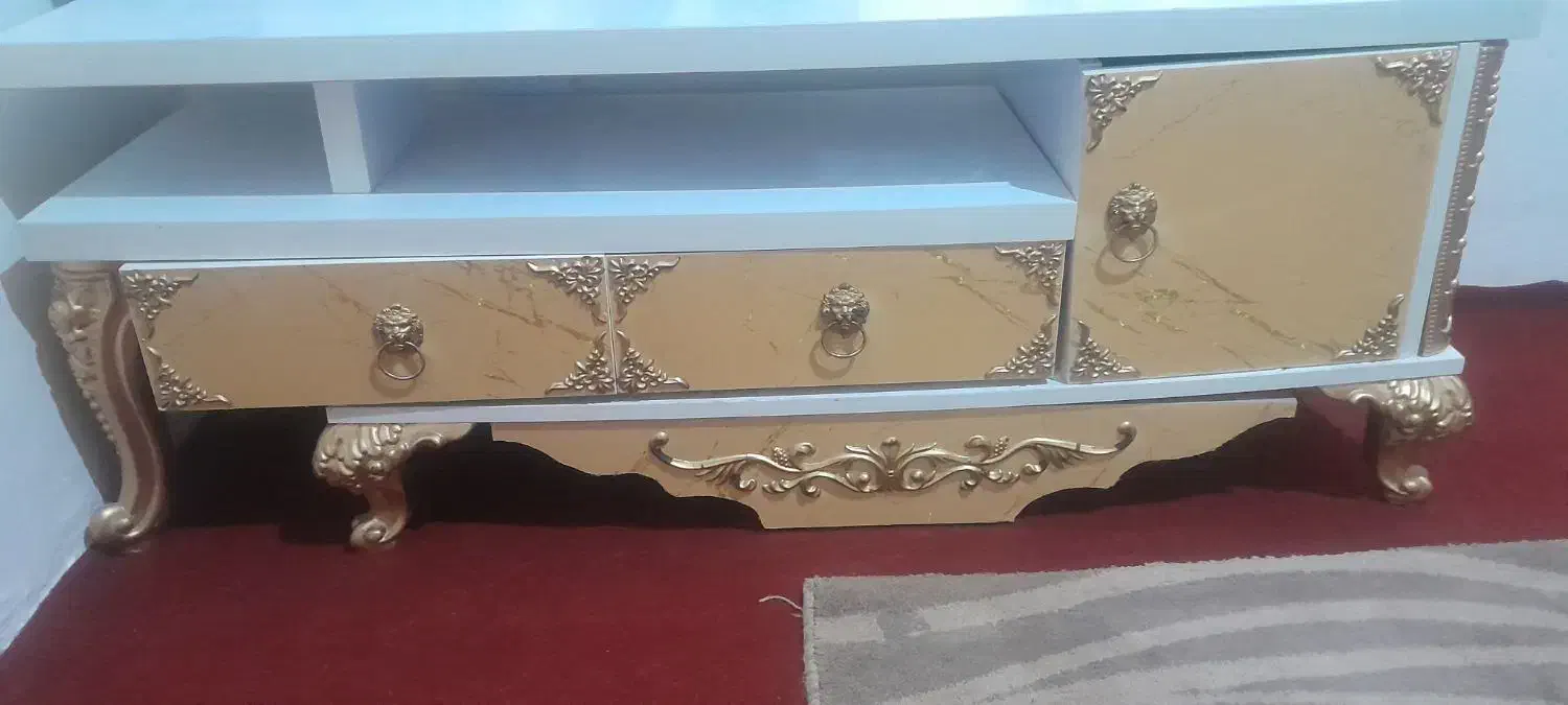 میز تلویزیون در حد نو|میز تلویزیون|شاهین دژ, |دیوار