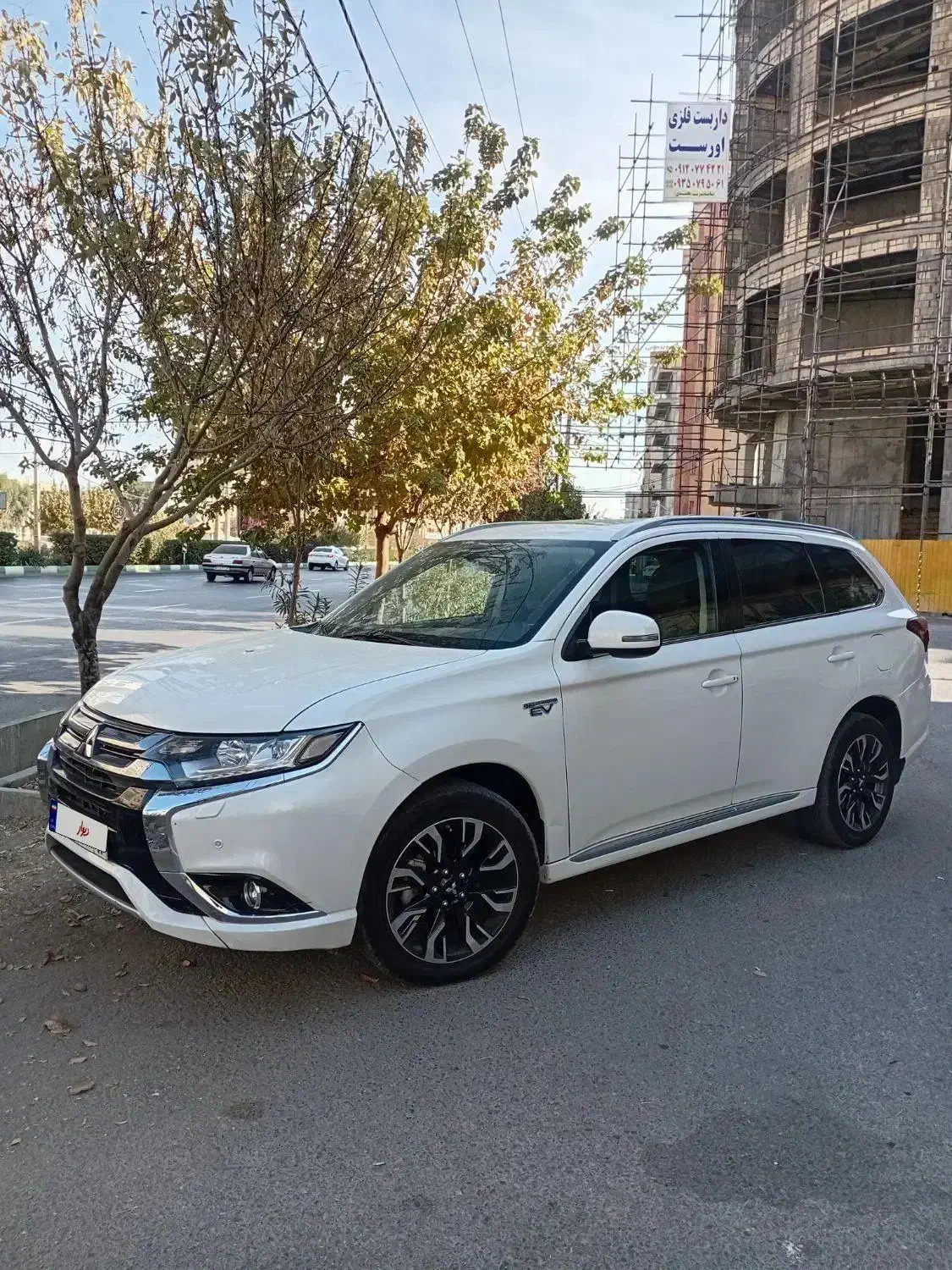 میتسوبیشی اوتلندر|خودرو سواری و وانت|قم, زنبیل آباد|دیوار