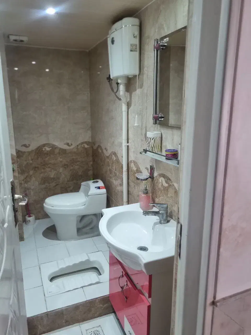 اجاره سوییت با تمام امکانات همراه با پارکینگ|اجارهٔ کوتاه‌مدت آپارتمان و سوئیت|کاشان, کشاورز|دیوار