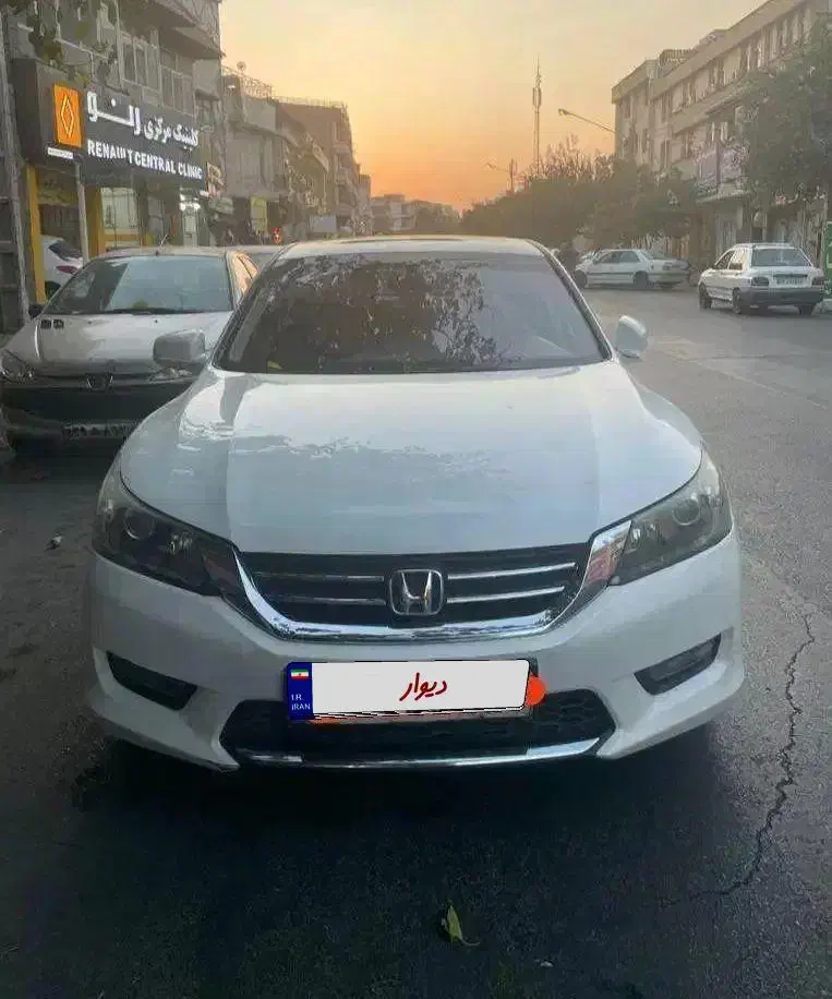 هوندا آکورد|خودرو سواری و وانت|اصفهان, دانشگاه اصفهان|دیوار