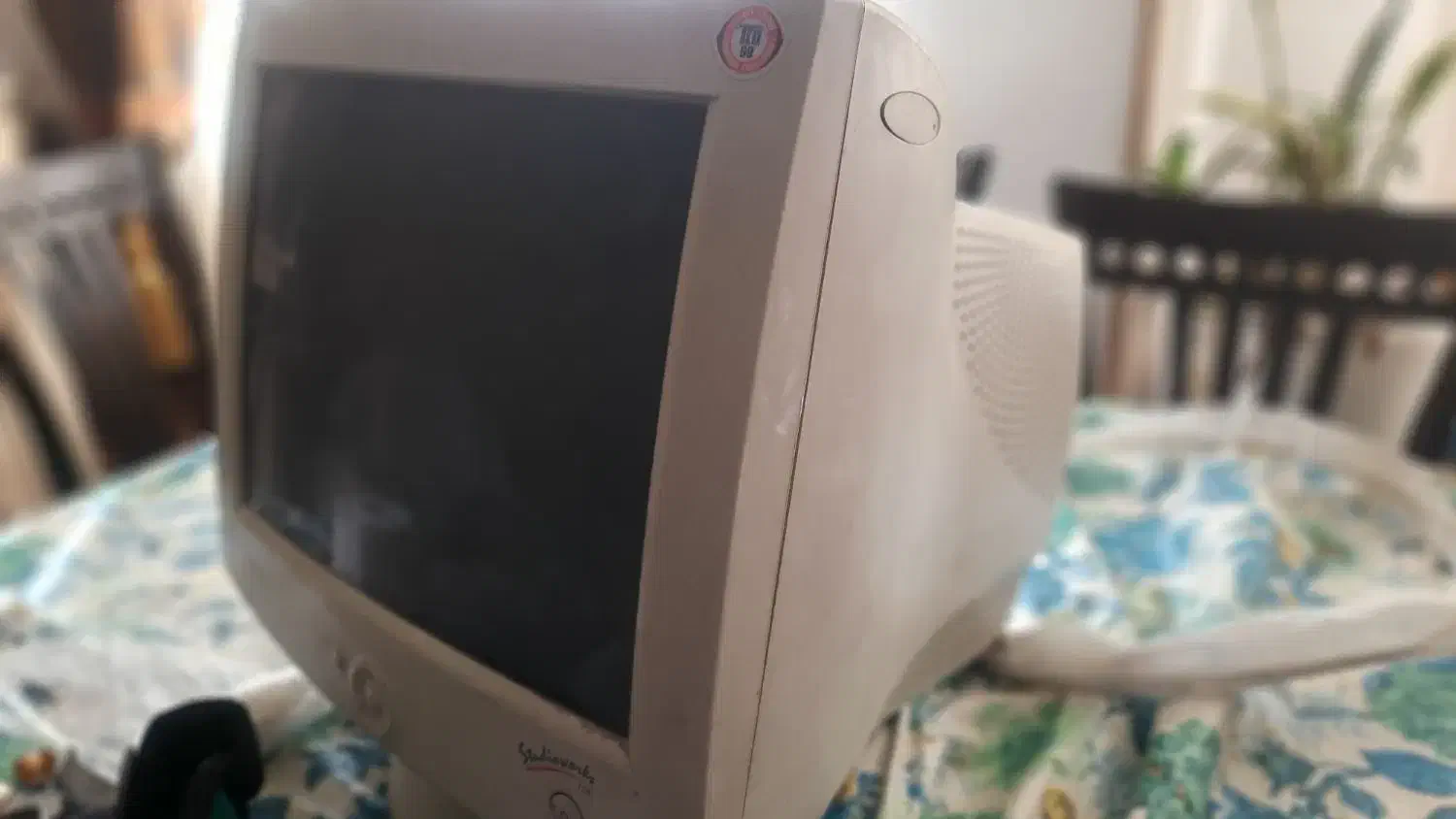 مانیتور ال جی قدیمی|قطعات و لوازم جانبی رایانه|کرج, گوهردشت|دیوار