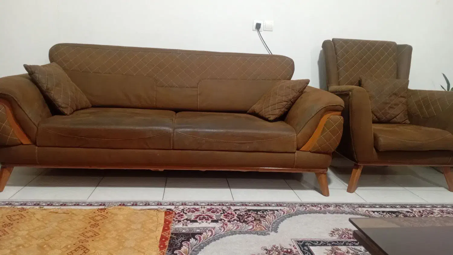 مبلمان|مبلمان خانگی و میز عسلی|شاهینشهر, شهرک ردانی پور|دیوار