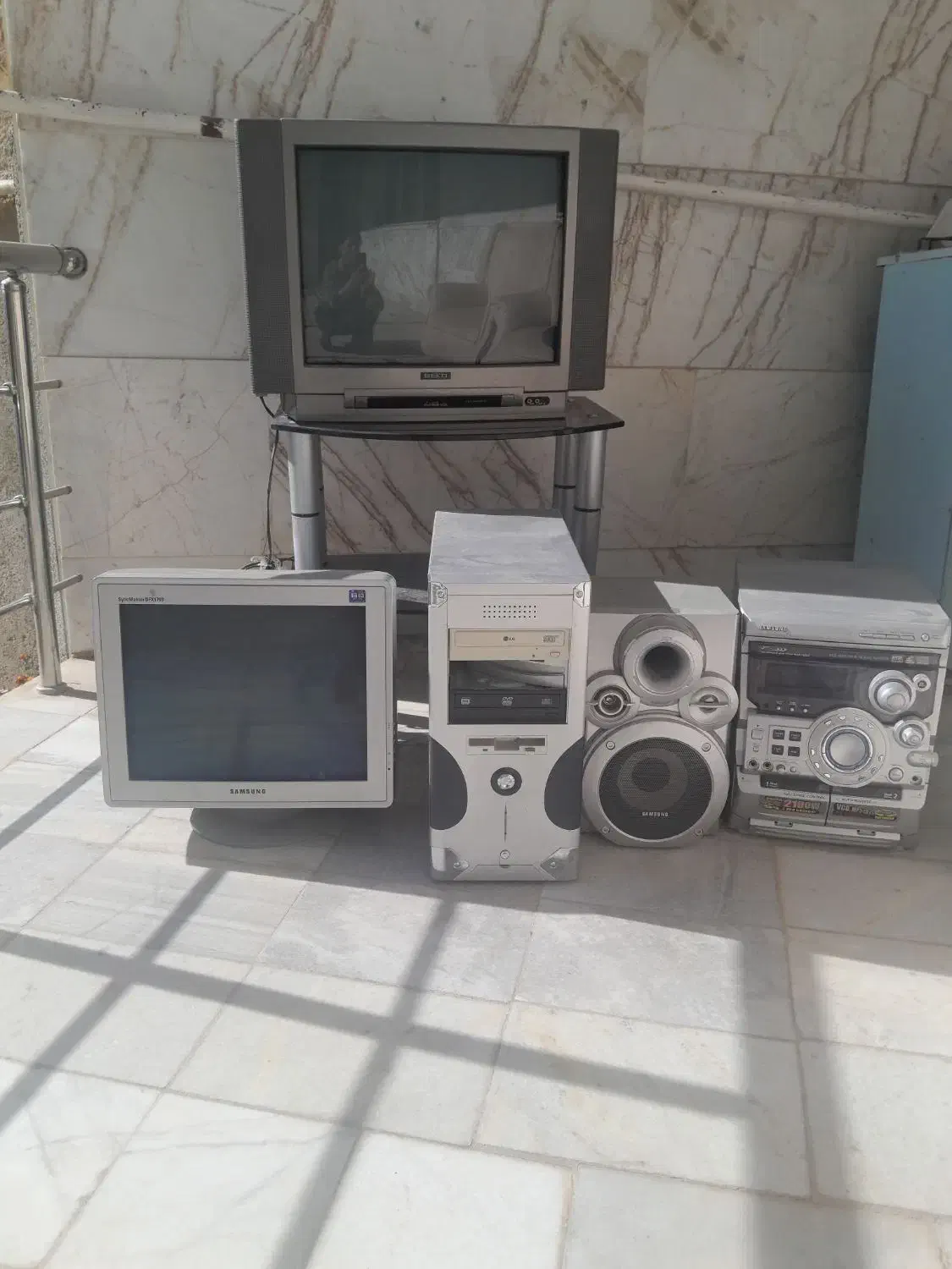 وسایل برقی|سایر لوازم برقی|سریش آباد, |دیوار