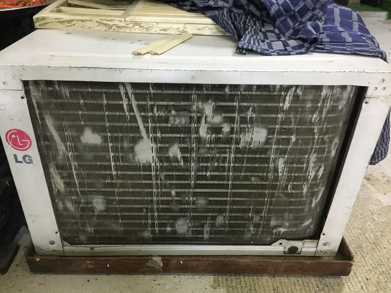 فروش کولر پنجره ای ۱۸ هزار ال جی ،،|کولر گازی و فنکوئل|تنکابن, |دیوار