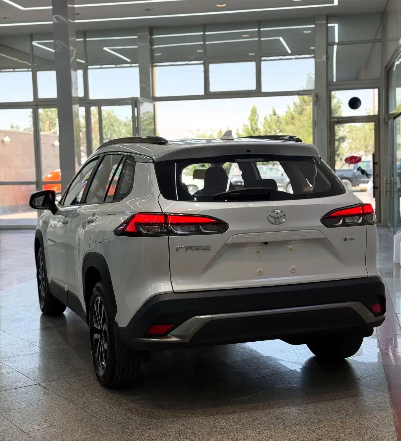 فراتلندر ۲۰۲۵|خودرو سواری و وانت|اهواز, کیانپارس |دیوار