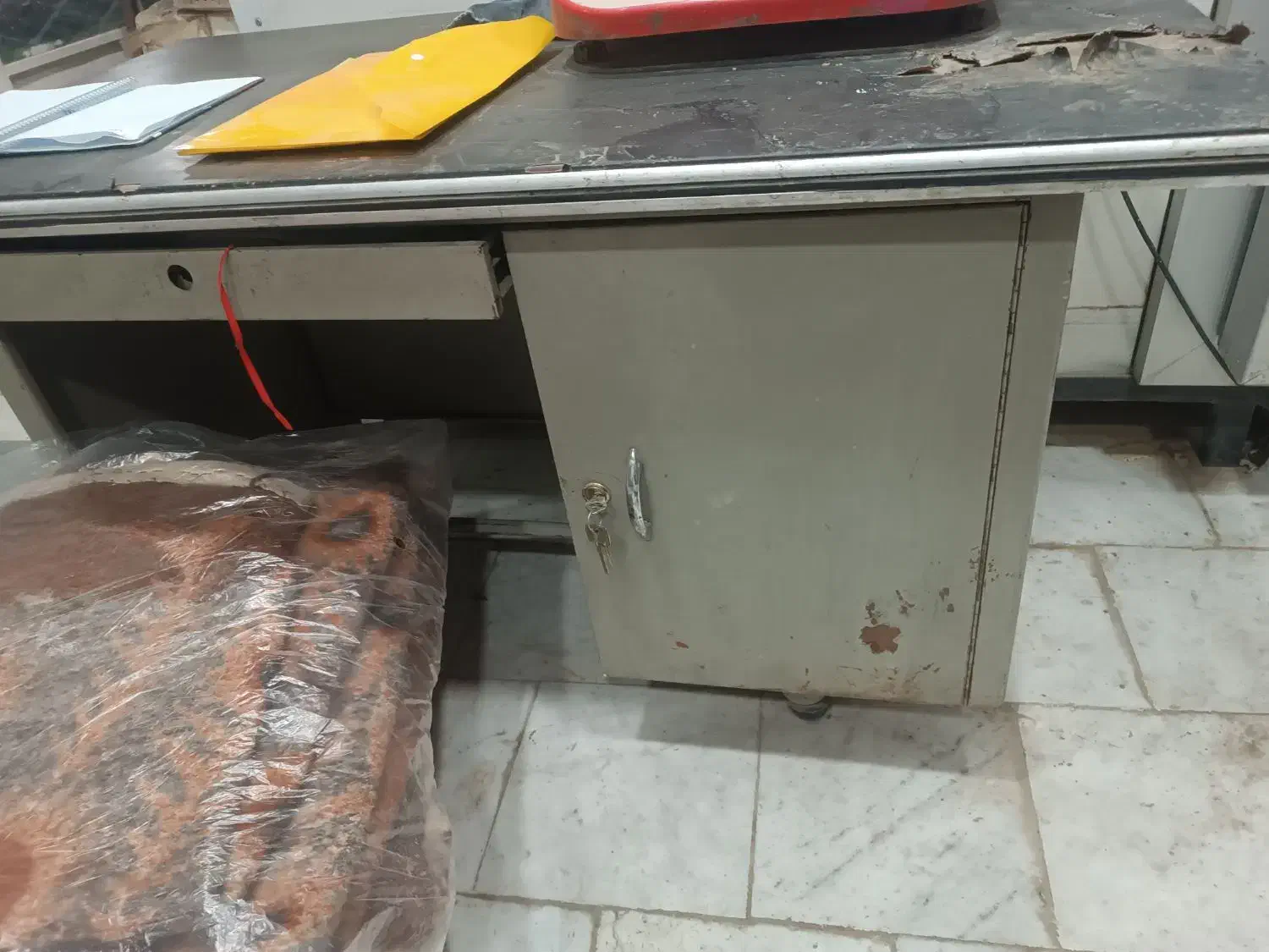 دخل مغازه|مبلمان اداری|زابل, |دیوار