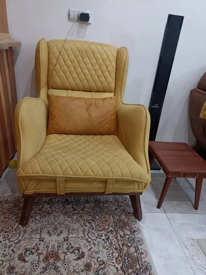 فرش مبلمان ولوازم خانگی میز تلویزیون مرتب تمیز|مبلمان خانگی و میز عسلی|شیراز, گلدشت معالیآباد|دیوار